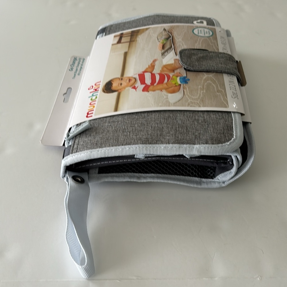 Munchkin Diaper Changing Kit - Picture 8 of 15